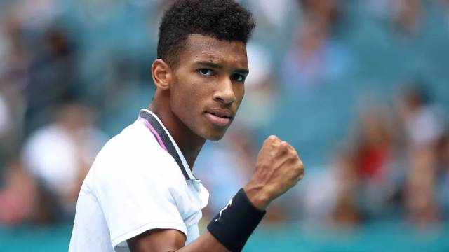 和詹姆斯的 和詹姆斯的