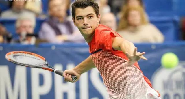 队在比赛中 队在比赛中