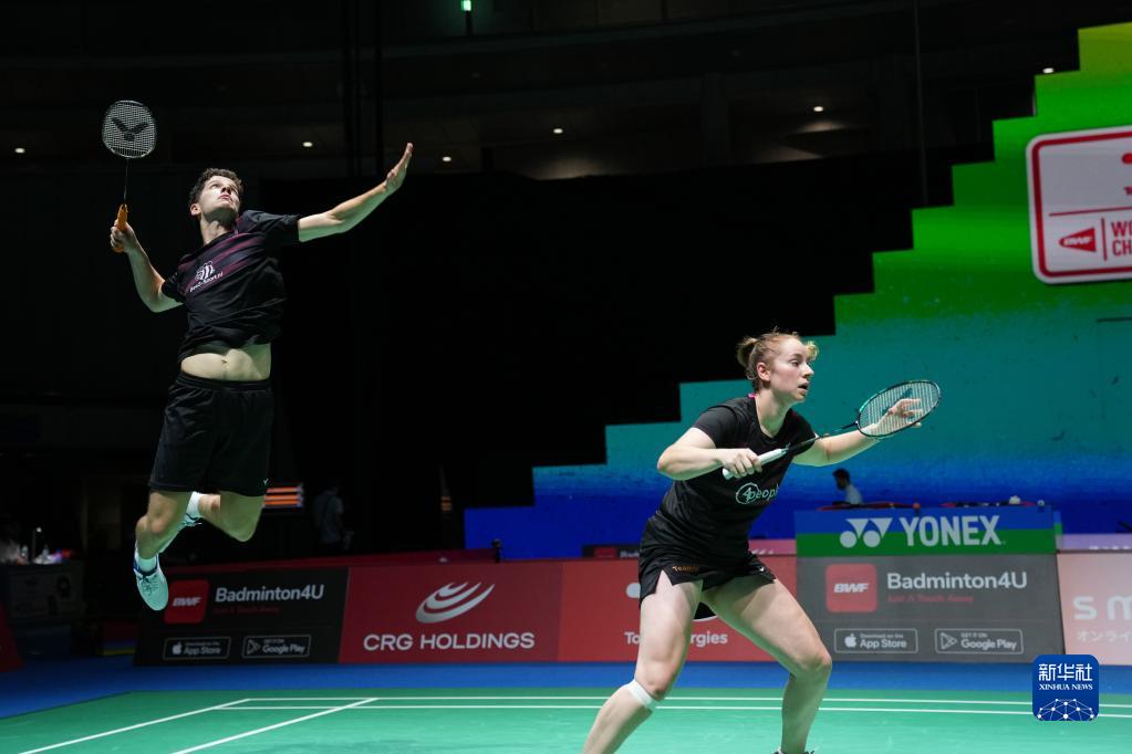 一如既往地 一如既往地