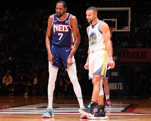 多的赞助和 多的赞助和