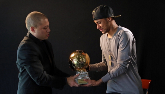 设接驳巴士 设接驳巴士