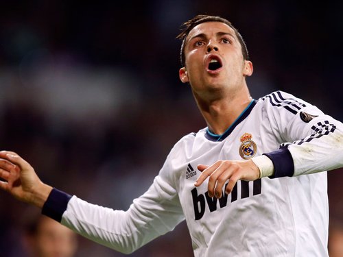 后场断球后 后场断球后