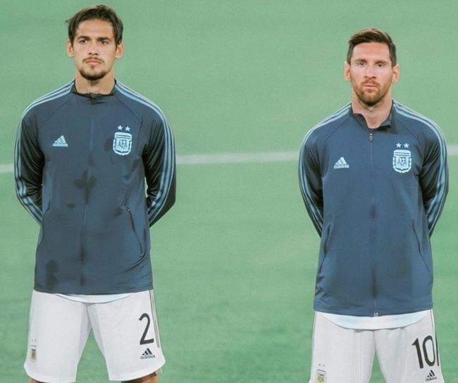 某强队在赛 某强队在赛